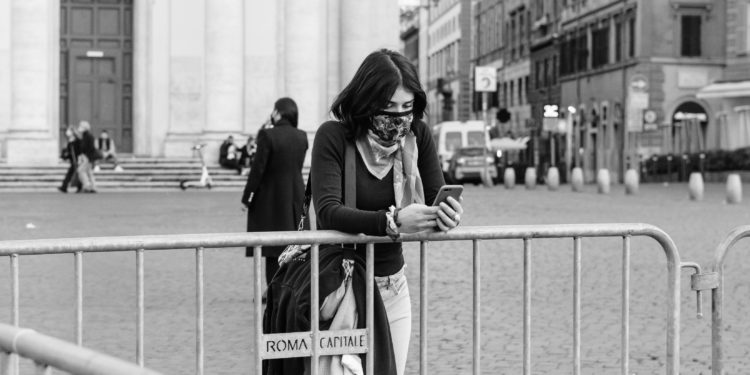 코로나19 전후 친구의 수와 개인의 자유 변화