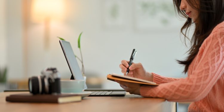 Vol.89 공기 반, 글쓰기 반 : 표현적 글쓰기 (Expressive Writing)